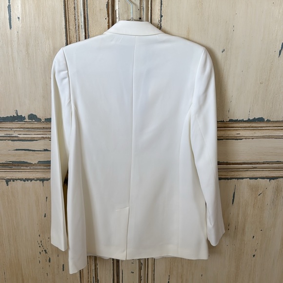EXPRESS WHITE BLAZER NWOT SIZE SMALL - Picture 3 of 3